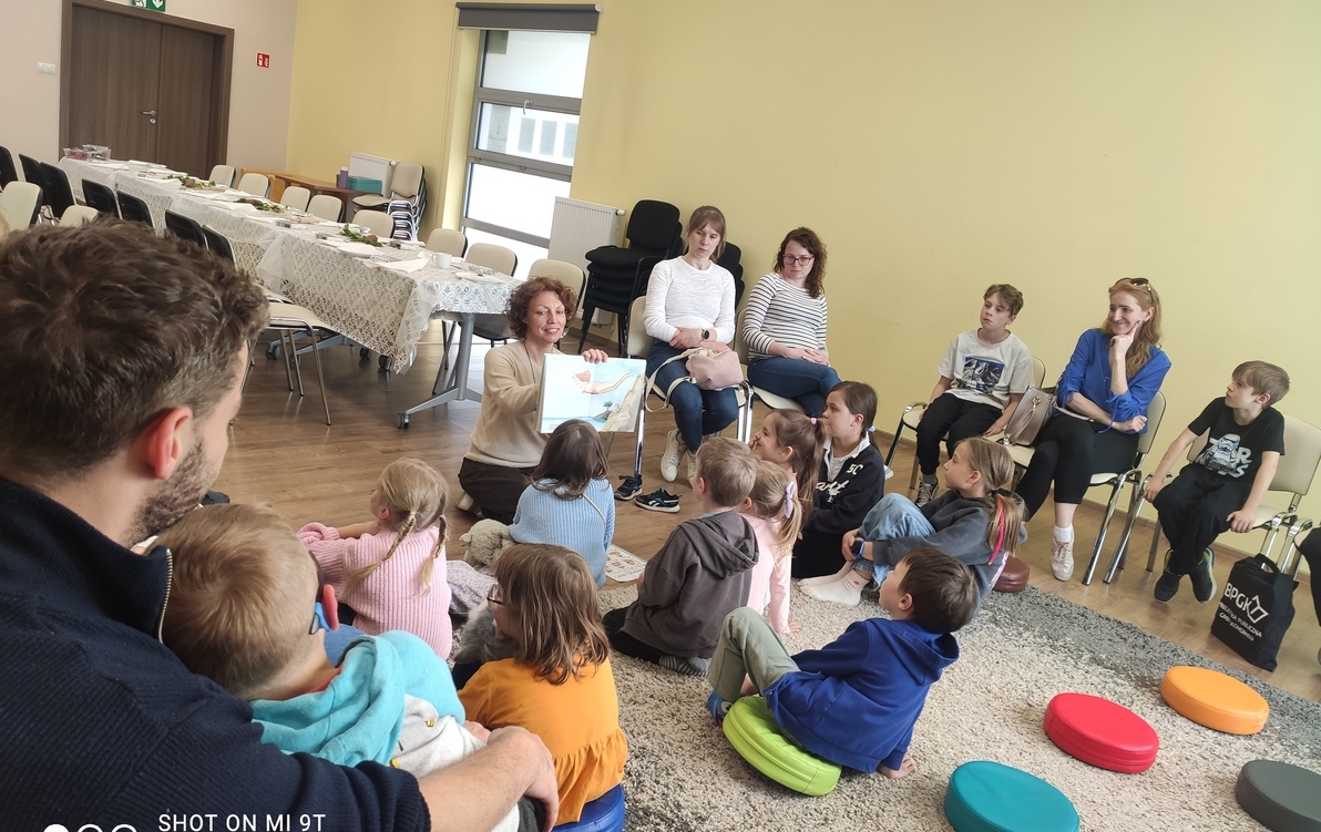Zdjęcie do Nasza Gmina Czyta Dzieciom w Plewiskach - relacja