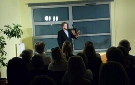 Relacja ze spektaklu &ldquo;Siostro, spadek!&rdquo; 5